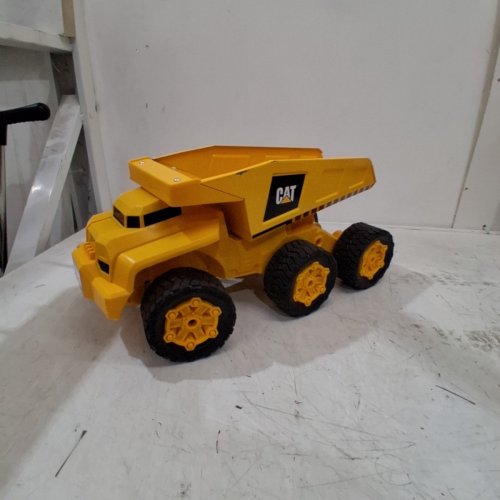 CAT CONSTRUCTION MASSIVE MOVER REMOTE CONTROL DUMP TRUCK TOY - YELLOW (MODEL: 1851476) image 3