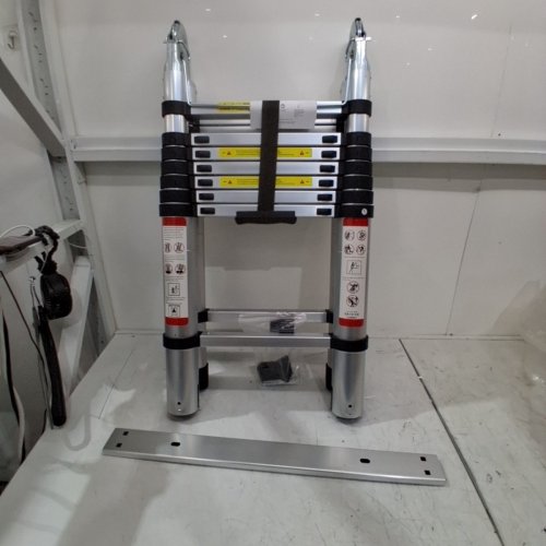 EFAN ALUMINUM A-FRAME TELESCOPIC LADDER - 330LBS CAPACITY - 16.5FT - SILVER/BLACK (MODEL: 2.5M + 2.5M) image 2
