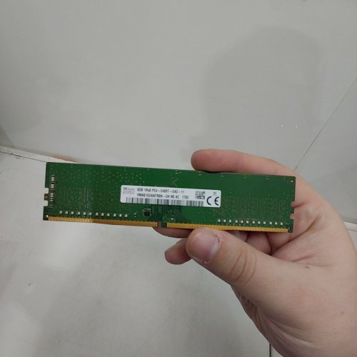 SK HYNIX 8GB DDR4 RAM - 2400MHZ - (MODEL: HMA81GU6AFR8N) image 2