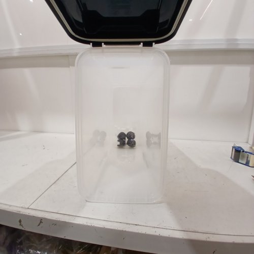 IRIS DOG & PET FOOD ROLLING STORAGE CONTAINER, HOLDS UP TO 38LBS - BLACK/CLEAR (MODEL: MP-8) image 2