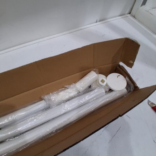 UMIMILE ADJUSTABLE TENSION CURTAIN ROD - 51"-126" - WHITE (MODEL: W2-TROD) image 3