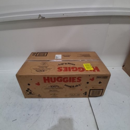 186PK HUGGIES SNUG AND DRY DIAPERS - SIZE 4 image 2