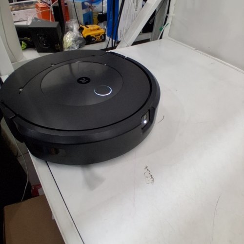 IROBOT ROOMBA J7+ SELF-EMPTYING 2-IN-1 ROBOT VACUUM/MOP COMBO - SMART MAPPING, WORKS WITH ALEXA/GOOGLE HOME image 2