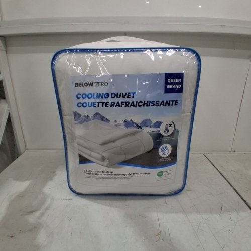 BELOW ZERO COOLING DUVET, SOFT TOUCH & COOL SENSATION - 90" X 98" - QUEEN - WHITE (MODEL: 4526441) image 2