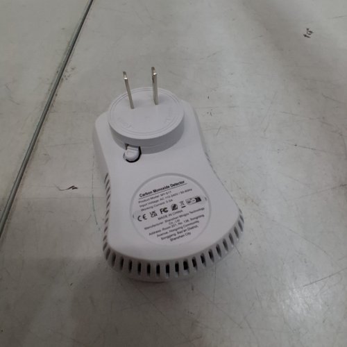 CARBON MONOXIDE DETECTOR PLUG-IN WALL WITH LCD DISPLAY - BLACK/WHITE (MODEL: MY-S17) image 4