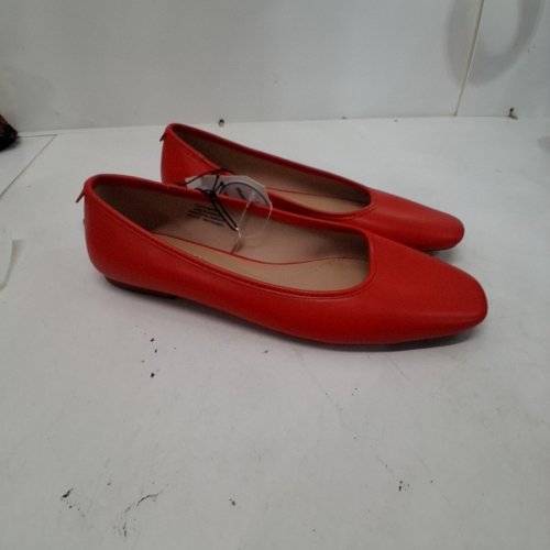 WOMEN'S TIME AND TRU SLIP ON BALLET FLATS - SIZE 8 - RED image 5