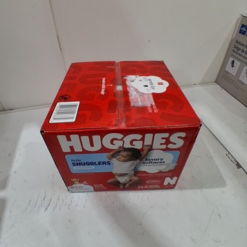 144PK HUGGIES DISNEY BABY LITTLE SNUGGLERS BABY DIAPERS - SIZE NEWBORN (UP TO 10LB) - DISNEY WINNIE THE POOH (MODEL: 55737) image 2
