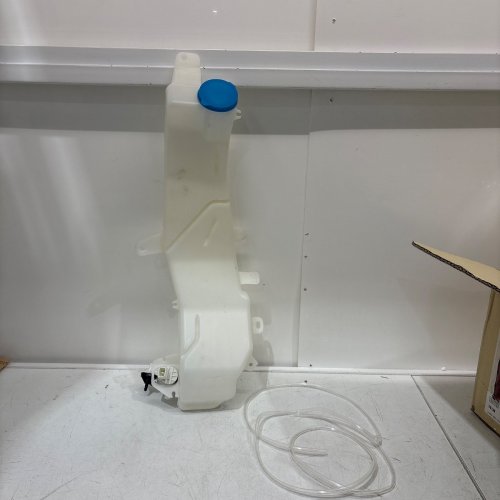 TRQ WINDSHIELD WASHER FLUID RESERVOIR FOR 2009-2014 HONDA FIT- WHITE (MODEL: WWA62712) image 4