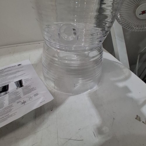 CREATIVEWARE RM-BEV01 POLY PROP BEVERAGE DISPENSER 3-GALLON UNBREAKABLE BEVERAGE DISPENSER, CLEAR image 4