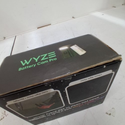 WYZE OUTDOOR BATTERY CAM PRO WITH SPOTLIGHT - 2.5 K - BLACK image 3
