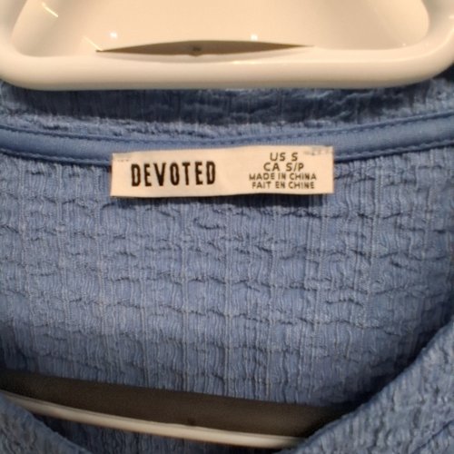WOMEN'S DEVOTED CRINKLED BLOUSE - SMALL - LIGHT BLUE image 2