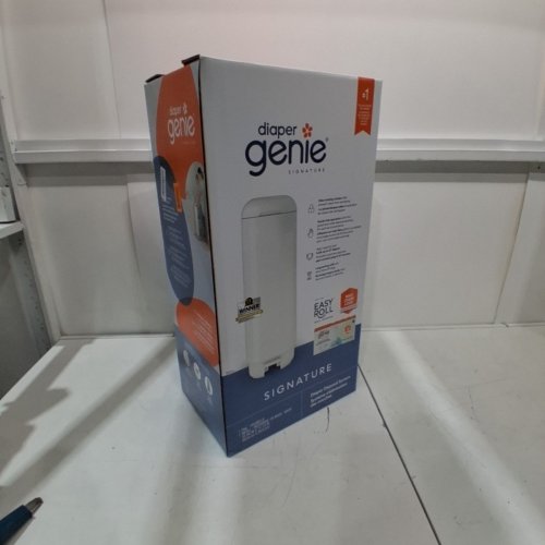 PLAYTEX DIAPER GENIE COMPLETE DIAPER PAIL WITH ODOUR LOCK TECHNOLOGY - BLUE (MODEL:1000423) image 5