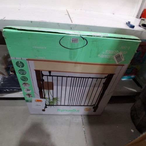 SUMMER BY INGENUITY THE STAIRWAY+ 46W SERIES PET AND BABY GATE - 31" - 46" X 32.5" - BLACK image 4