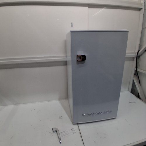 FRIGIDAIRE COMPACT MINI FRIDGE WITH CHILLER AND ERASER BOARD DOOR - 3.2CU.FT. - WHITE (MODEL: EFR331-WHITE-6COM) image 3