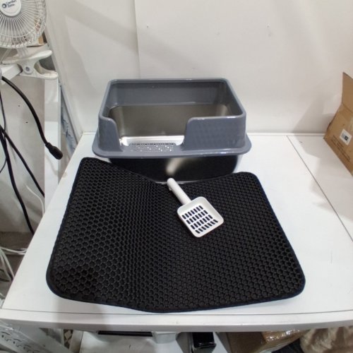 STAINLESS STEEL CAT LITTER BOX WITH LID AND SCOOP - 17" X 13" X 6" - GREY/SILVER (MODEL: PSK202) image 2