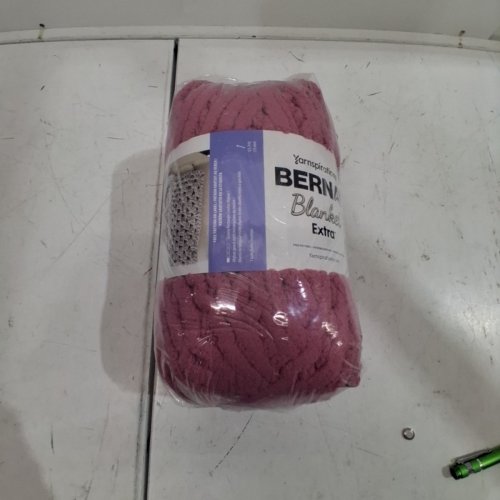 BERNAT BLANKET EXTRA BLANKET YARN, JUMBO GAUGE - 97 YARDS - BURNT ROSE image 3