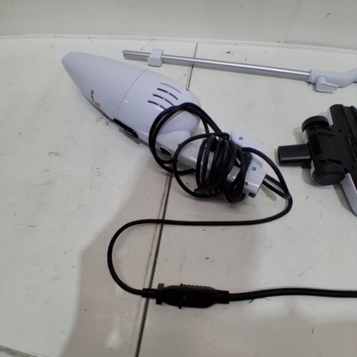 BISSELL FEATHERWEIGHT 3-IN-1 STICK/HAND VACUUM CLEANER - WHITE - (MODEL: 2033J) image 2