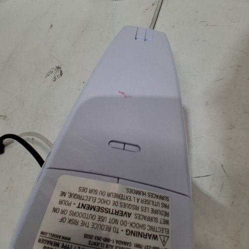 BISSELL FEATHERWEIGHT 3-IN-1 STICK/HAND VACUUM CLEANER - WHITE - (MODEL: 2033J) image 4