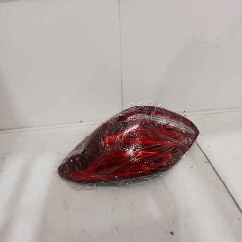 REAR RIGHT TAIL LIGHT REPLACEMENT FOR 2015-2018 MERCEDES-BENZ C-CLASS W205 - RED (MODEL: 205 906 0457) image 3