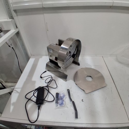 CAVLHILS COMMERICAL ELECTRIC SLICER WITH HANDS FREE OPERATION - 15" X 12" X 14" - 120V - STAINLESS STEEL image 3