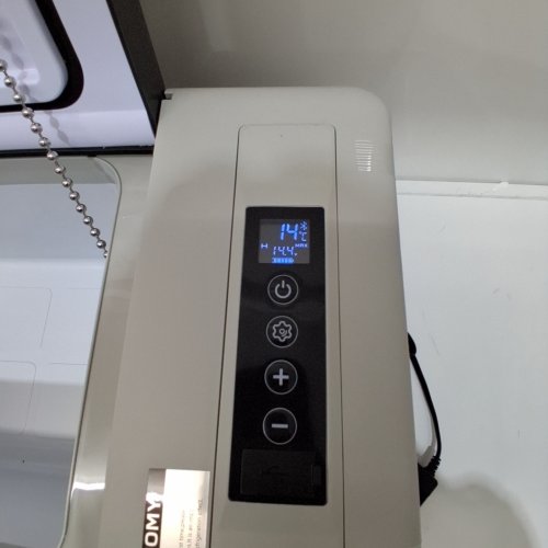EUHOMY PORTABLE CAR REFRIGERATOR WITH APP CONTROL - 18L - 12V - FROM -4° TO 68°F - BLACK/GREY (MODEL: CFC-18 / CF004-18BL-CAEH) image 2