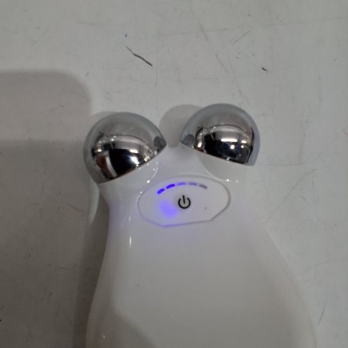 MICROCURRENT FACIAL TONING DEVICE - MICROSCULPT FACE AND NECK, USB CHARGEABLE - WHITE image 2