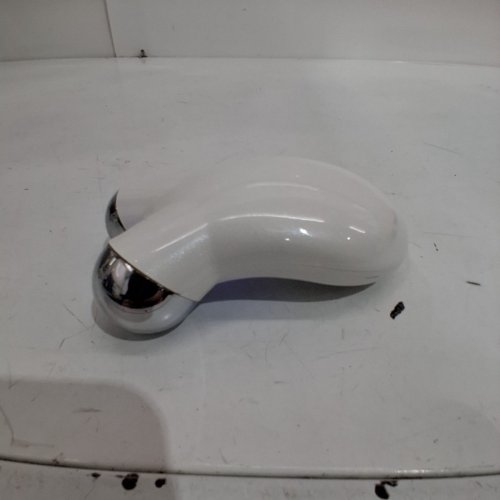 MICROCURRENT FACIAL TONING DEVICE - MICROSCULPT FACE AND NECK, USB CHARGEABLE - WHITE image 3