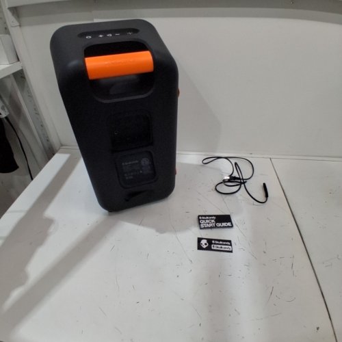SKULLCANDY STOMP XL WIRELESS BLUETOOTH PARTY SPEAKER - INTEGRATED CARRY HANDLE​, IPX5 WATER RESISTANCE, 12-HOUR BATTERY LIFE - BLACK ORANGE (MODEL:2SKSK1851/4449801) image 4