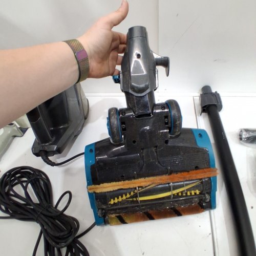 SHARK ROCKET CORDED STICK VACUUM WITH SELF CLEANING BRUSH ROLL - BLUE (MODEL: HV343AMZ) image 6