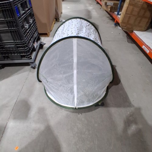 BABY MOOV COLLAPSIBLE FOLDABLE ANTI-UV TENT WITH VELCRO DOOR AND CARRY BAG - 36" X 39" - UPF 50+ - GREEN & WHITE image 2