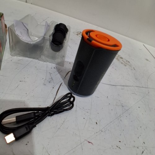 OZARK TRAIL 3-IN-1 MINI ELECTRIC AIR PUMP - 7.4 V - BLACK / ORANGE image 2