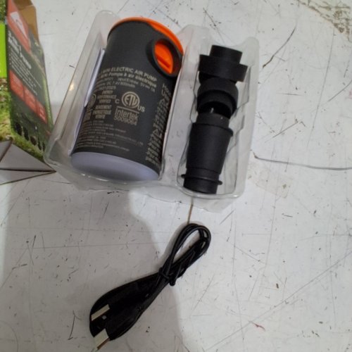 OZARK TRAIL 3-IN-1 MINI ELECTRIC AIR PUMP - 7.4 V - BLACK / ORANGE image 4