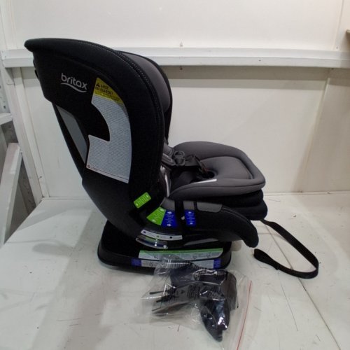 BRITAX POPLAR CLICK TIGHT CONVERTIBLE REAR &FRONT FACING CAR SEAT - 40LB REAR FACING MAX LOAD / 65LB FRONT FACING MAX LOAD - STONE ONYX/BLACK (MODEL: E1C973M) image 4