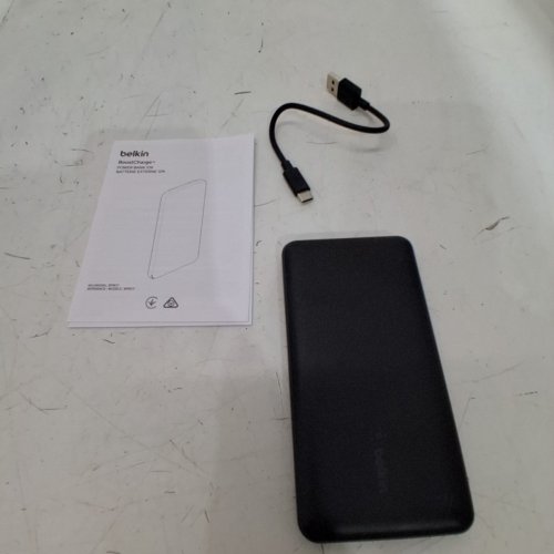 BELKIN BOOSTCHARGE POWER BANK 10K FOR APPLE/SAMSUNG/GOOGLE - 10000MAH - 15W - BLACK - (MODEL: BPB011) image 3