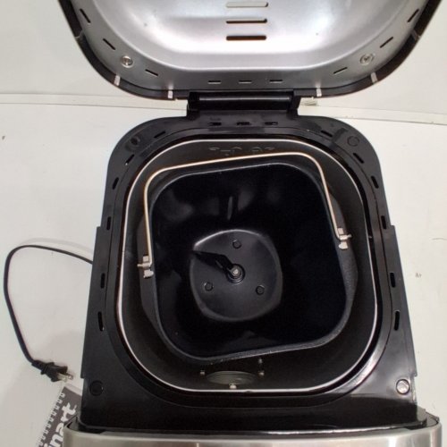 CUISINART COMPACT AUTOMATIC BREAD MAKER - MAKES 2LB LOAVES - BRUSHED STAINLESS (MODEL: CBK-110C) image 5