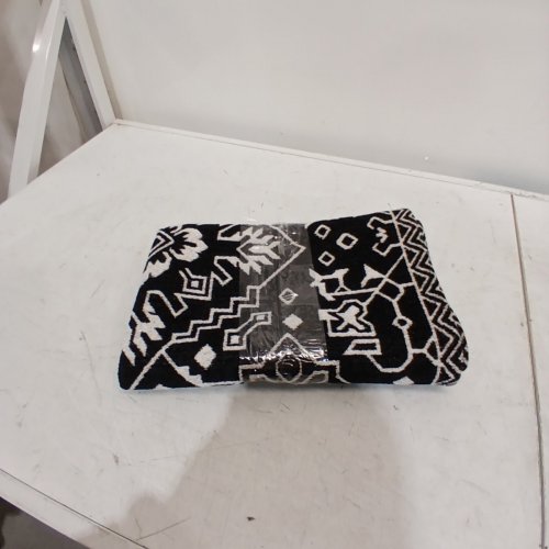 SADIE ACCENT NON-SLIP MAT -45" X 30" - BLACK/CREAM (MODEL:1992776) image 4
