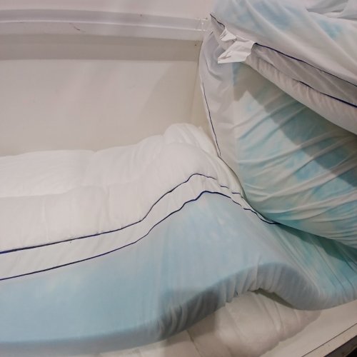 MEMORY FOAM MATTRESS TOPPER WITH COVER - 2" - KING - WHITE image 3
