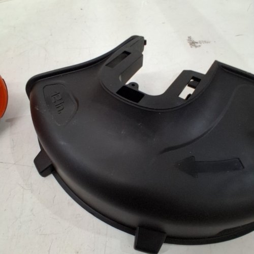 BLACK AND DECKER 3 IN 1 CORDED COMPACT MOWER - 12" - ORANGE/BLACK - (MODEL: MTE912) image 6
