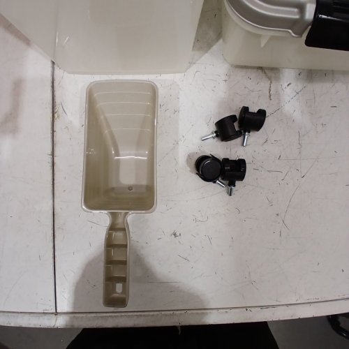 2PC IRIS AIRTIGHT PET FOOD STORAGE CONTAINER - 33QT & 12QT - GREY LID (MODEL: MP-8) image 3