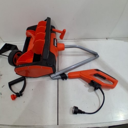 VOLTASK VOLTASK CORDED SNOW BLOWER WITH WHEELS - 12A - 17" - ORANGE/BLACK (MODEL: SPEG08/ESS002-170) image 7