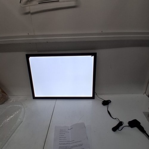 BON AMIXYL LED POSTER FRAME -16" X 24" - BLACK (ITEM: AL1825) image 3