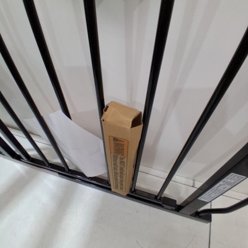 WAOWAO METAL PRESSURE MOUNTED BABY GATE - 33.8" - 38.5" - BLACK (MODEL : W046) image 3