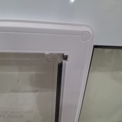 LIBBEPET CAT DOOR FOR WINDOWS WITH MAGNETIC FLAP OPENING - MEDIUM , FITS 27" TO 32" - WHITE image 4