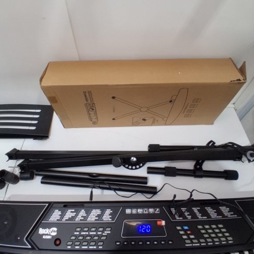 ROCKJAM 61 KEY KEYBOARD PIANO WITH PITCH BEND KIT, KEYBOARD STAND, AND PIANO BENCH - 9V - BLACK (MODEL: RJ5061) image 4