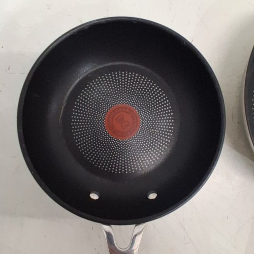 3PC JAMIE OLIVER BY TEFAL STAINLESS STEEL NON-STICK FRYING PAN SET WITH INDUCTION - 8", 9", 11" - BLACK (MODEL: E304S344) image 3