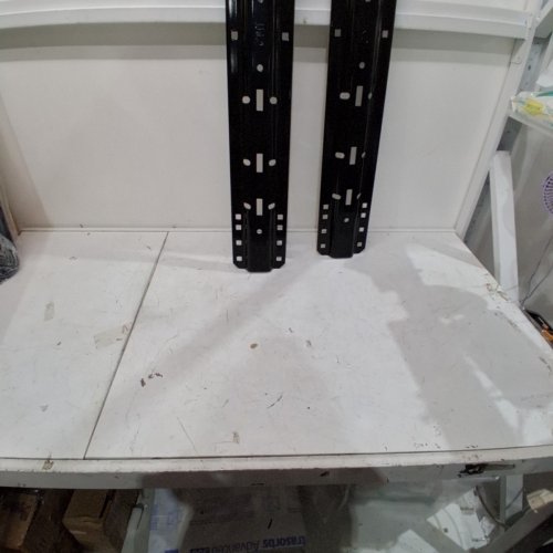 CURT UNIVERSAL 5TH WHEEL BASE RAILS 25K - GLOSS BLACK (MODEL: 16104) image 3