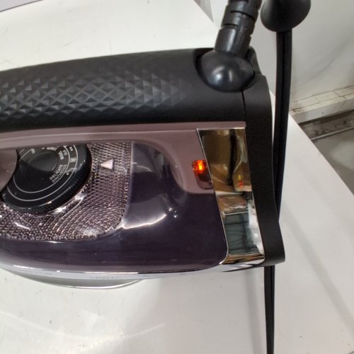 ROWENTA POWERFUL DURABLE STAINLESS STEEL STEAM IRON WITH AUTO SHUT OFF -1700W - PURPLE/BLACK (MODEL: DW2361) image 2