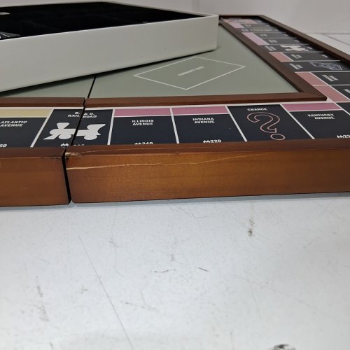 MONOPOLY GRAND FOLDING EDITION WITH WOOD FRAME BOARD AND DIECAST TOKENS - 2-6 PLAYERS - AGES 8+ image 3