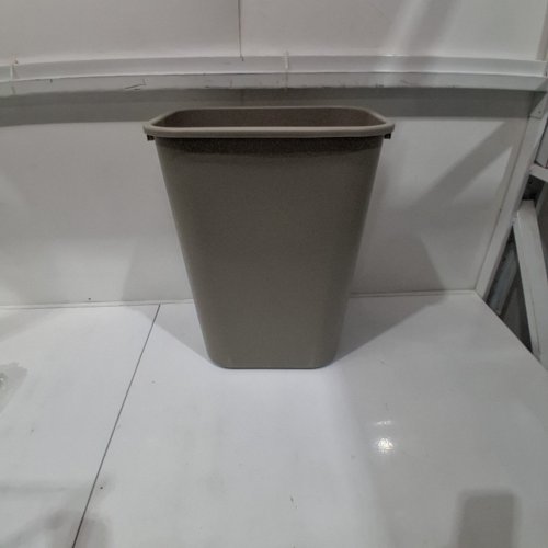 RUBBERMAID COMMERCIAL WASTEBASKET TRASH BIN - 41QT - BEIGE - (MODEL: 2957) image 2