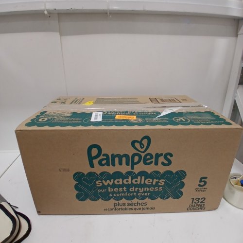 132PK PAMPERS SWADDLERS DISPOSABLE BABY DIAPERS - SIZE 5 image 3